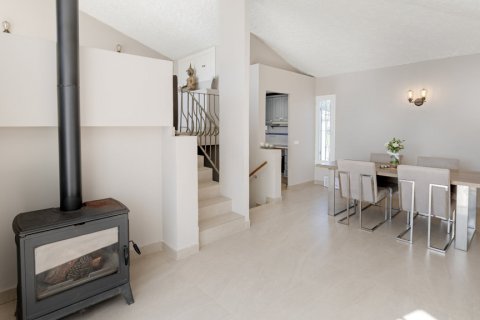 Продажа таухауса в Баия Дорада, Малага, Испания 3 спальни, 147м2 №120308 - фото 11
