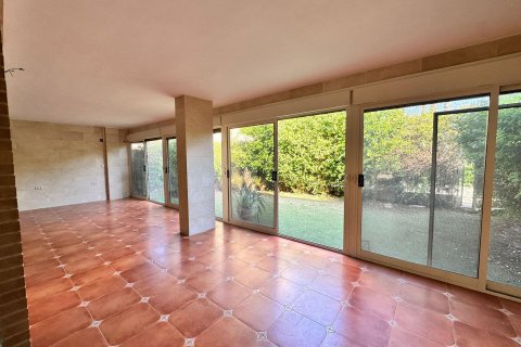 Zemes gabals īrēšanai Alicante, Spānijā 3 istabas, 200 m2 Nr. 130561 - attēls 1