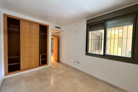 Zemes gabals īrēšanai Alicante, Spānijā 3 istabas, 200 m2 Nr. 130561 - attēls 22
