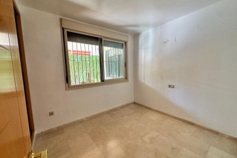 Zemes gabals īrēšanai Alicante, Spānijā 3 istabas, 200 m2 Nr. 130561 - attēls 23