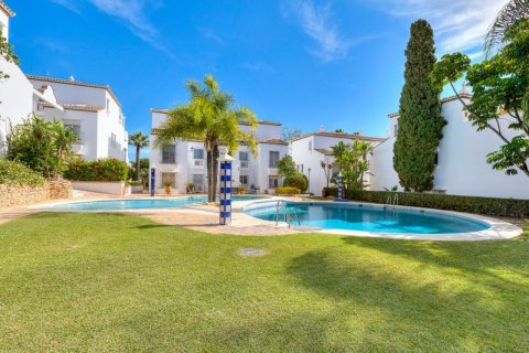 Apartment à vendre Marbella, Malaga, Espagne, 2 chambres, 135 m2 No. 127525 - photo 19