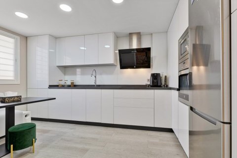 Apartment à vendre Marbella, Malaga, Espagne, 2 chambres, 135 m2 No. 127525 - photo 6