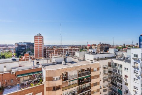 Продажа пентхауса в Мадрид, Испания 2 спальни, 97м2 №121544 - фото 29