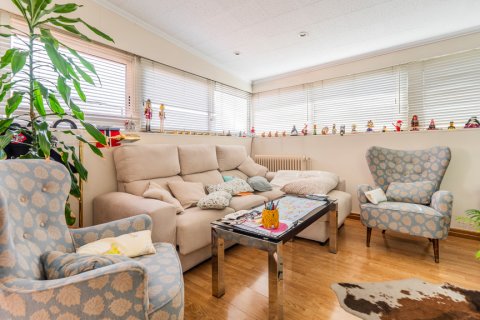 Продажа пентхауса в Мадрид, Испания 2 спальни, 97м2 №121544 - фото 11