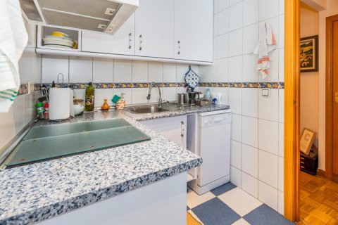 Продажа пентхауса в Мадрид, Испания 2 спальни, 97м2 №121544 - фото 7