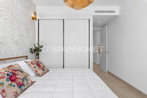 Продажа квартиры в Бенихофар, Аликанте, Испания 3 спальни, 72м2 №121118 - фото 24