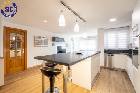 Продажа квартиры Валенсия, Испания 3 спальни, 80м2 №132827 - фото 9