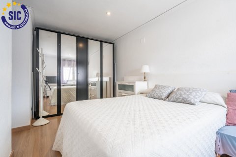 Продажа квартиры Валенсия, Испания 3 спальни, 80м2 №132827 - фото 19