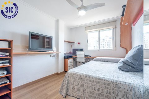 Продажа квартиры Валенсия, Испания 3 спальни, 80м2 №132827 - фото 26