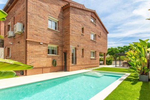 Продажа виллы Эль Масноу, Барселона, Испания 4 спальни, 400м2 №132828 - фото 1