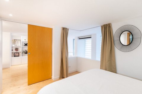 Продажа дуплекса Барселона, Испания 2 спальни, 85м2 №132834 - фото 15