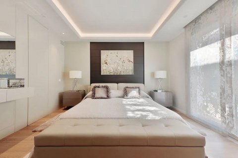 Продажа виллы Кастельдефельс, Барселона, Испания 4 спальни, 500м2 №132833 - фото 13