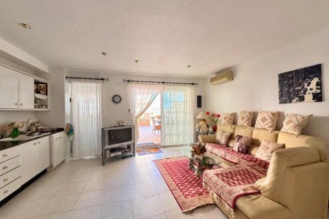 Apartamento en venta Guardamar del Segura, Alicante, España 2 dormitorios, 72 m2 No. 122588 - foto 4