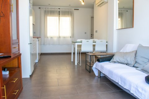 Продажа квартиры в Гуардамар-дель-Сегура, Аликанте, Испания 2 спальни, 64м2 №122591 - фото 6