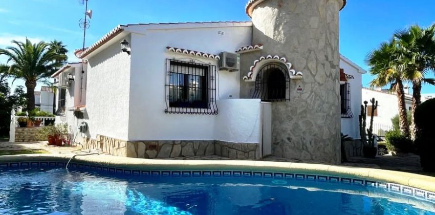 Villa Denia, Alicante, Spānijā 2 istabas, 280 m2 Nr. 122593