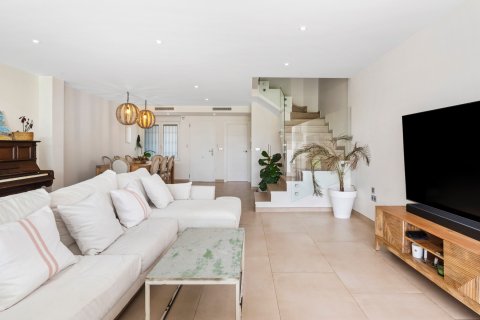 Duplex for sale San Juan, Alicante, Spain 3 bedrooms, 218 sq.m. No. 122590 - photo 4
