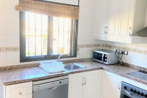 Huvila myytävänä Villamartin, Alicante, Espanja, 3 makuuhuonetta, 195 m2 No. 125740 - kuva 9