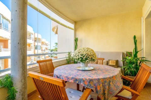 Huoneisto myytävänä Dehesa De Campoamor, Alicante, Espanja, 3 makuuhuonetta, 107 m2 No. 125738 - kuva 11