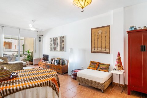 Huoneisto myytävänä Dehesa De Campoamor, Alicante, Espanja, 3 makuuhuonetta, 107 m2 No. 125738 - kuva 7