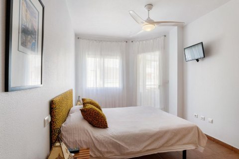 Huoneisto myytävänä Dehesa De Campoamor, Alicante, Espanja, 3 makuuhuonetta, 107 m2 No. 125738 - kuva 10