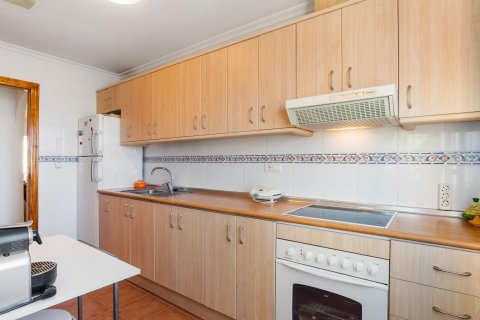 Huoneisto myytävänä Dehesa De Campoamor, Alicante, Espanja, 3 makuuhuonetta, 107 m2 No. 125738 - kuva 5