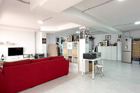Villa for sale Alicante, Spain 3 bedrooms, 190 sq.m. No. 124967 - photo 24