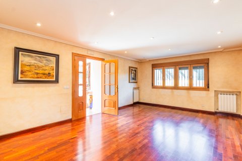 Villa à vendre Pozuelo de Alarcon, Madrid, Espagne, 4 chambres, 318 m2 No. 121655 - photo 6
