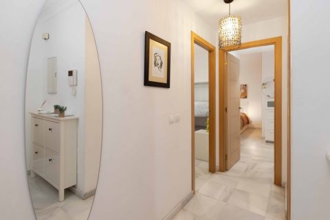 Apartment for sale Fuengirola, Malaga, Spain 2 bedrooms, 64 sq.m. No. 121649 - photo 8