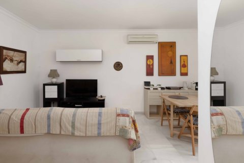Apartment for sale Fuengirola, Malaga, Spain 2 bedrooms, 64 sq.m. No. 121649 - photo 4