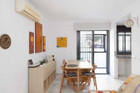 Apartment for sale Fuengirola, Malaga, Spain 2 bedrooms, 64 sq.m. No. 121649 - photo 2