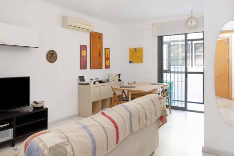Apartment for sale Fuengirola, Malaga, Spain 2 bedrooms, 64 sq.m. No. 121649 - photo 3