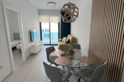 Apartment for sale Torrevieja, Alicante, Spain 2 bedrooms, 65 sq.m. No. 125747 - photo 1