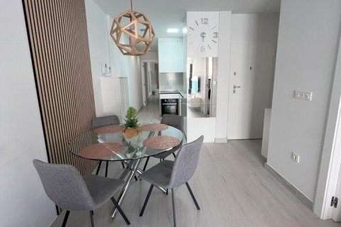 Apartment for sale Torrevieja, Alicante, Spain 2 bedrooms, 65 sq.m. No. 125747 - photo 15