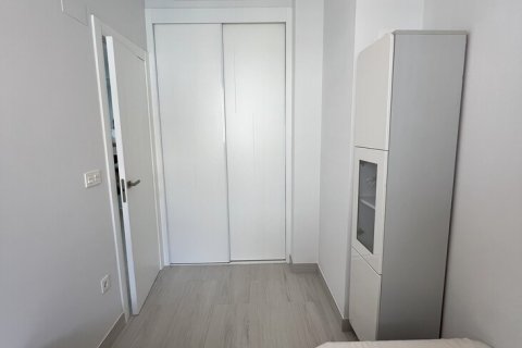Apartment for sale Torrevieja, Alicante, Spain 2 bedrooms, 65 sq.m. No. 125747 - photo 14