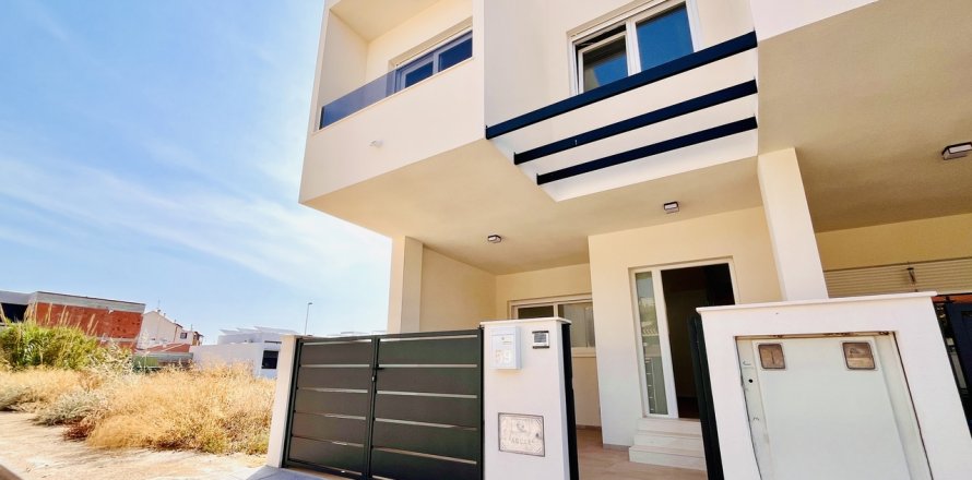 Townhouse Pilar de la Horadada, Alicante, Spanien 3 Schlafzimmer, 126 m2 Nr. 125745
