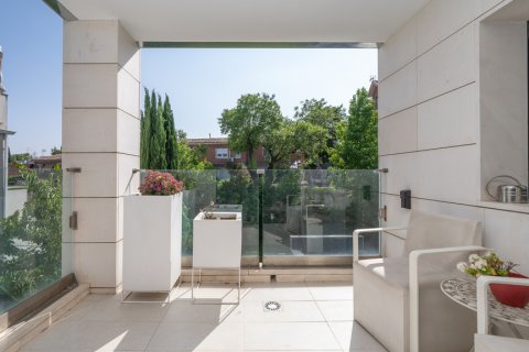 Продажа виллы в Мадрид, Испания 6 спален, 458м2 №122368 - фото 2