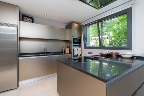 Продажа виллы в Мадрид, Испания 6 спален, 458м2 №122368 - фото 19