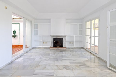 Rindu māja pārdošanā Estepona, Malaga, Spānijā 3 istabas, 197 m2 Nr. 122369 - attēls 5