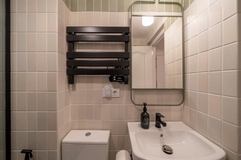 Land plot for sale Madrid, Spain 1 bedroom, 70 sq.m. No. 130575 - photo 13