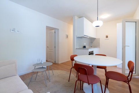Land plot for sale Madrid, Spain 1 bedroom, 70 sq.m. No. 130575 - photo 3