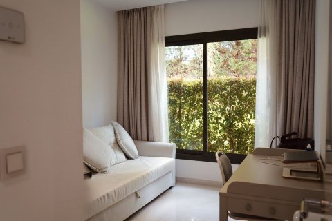 Продажа квартиры в Эстепона, Малага, Испания 3 спальни, 170м2 №122759 - фото 5