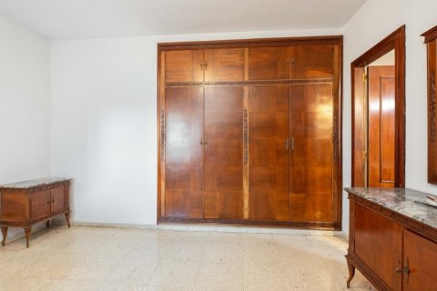 Продажа квартиры в Севилья, Испания 5 спален, 346.23м2 №122234 - фото 16