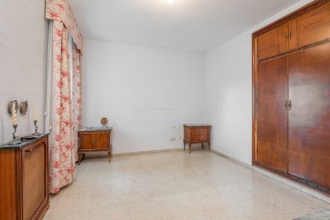 Продажа квартиры в Севилья, Испания 5 спален, 346.23м2 №122234 - фото 14