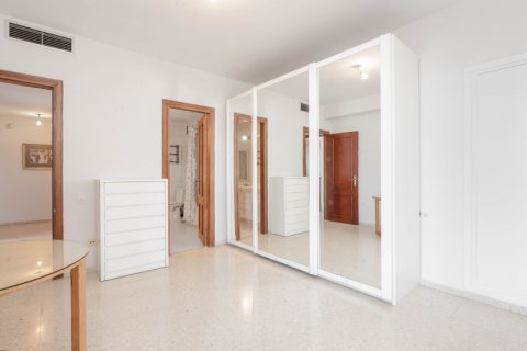 Продажа квартиры в Севилья, Испания 5 спален, 346.23м2 №122234 - фото 22