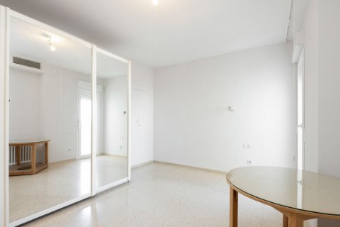 Продажа квартиры в Севилья, Испания 5 спален, 346.23м2 №122234 - фото 21