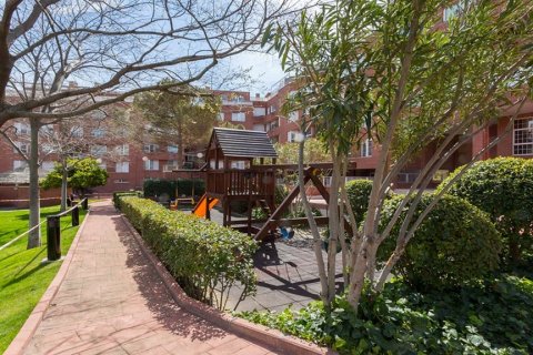 Продажа триплекса Мадрид, Испания 3 спальни, 166м2 №122236 - фото 3