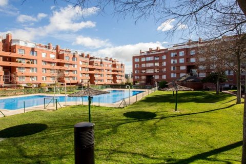 Продажа триплекса Мадрид, Испания 3 спальни, 166м2 №122236 - фото 2