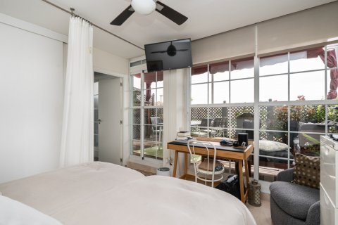 Продажа триплекса Мадрид, Испания 3 спальни, 166м2 №122236 - фото 15