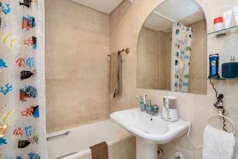 Продажа триплекса Мадрид, Испания 3 спальни, 166м2 №122236 - фото 17