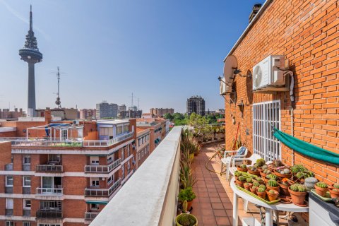 Продажа пентхауса Мадрид, Испания 3 спальни, 143м2 №122235 - фото 24